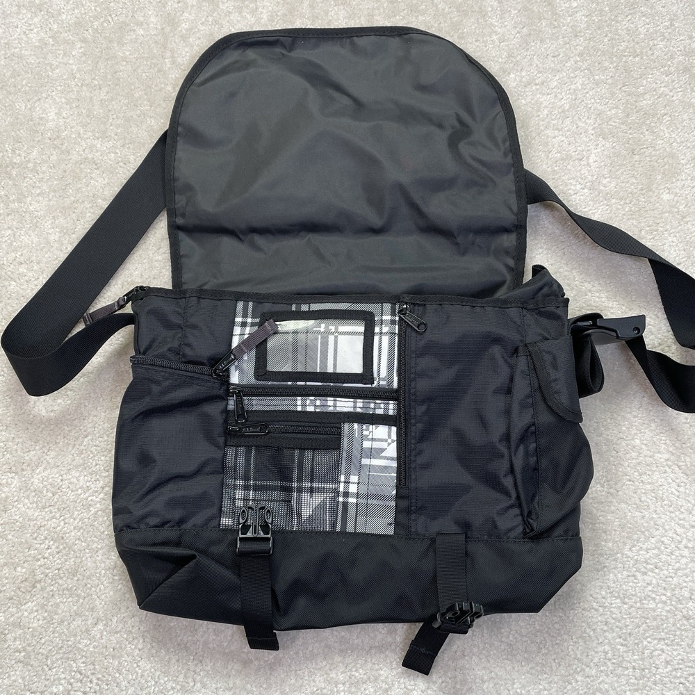 L.L. BEAN Messenger Bag Shoulder Medium Strap Push Lock Logo Black Print - Picture 2 of 10